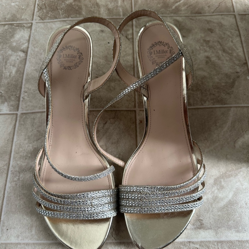 Silver Strappy Women's Sandals